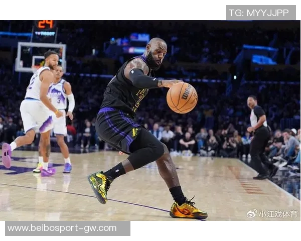 球鞋媒体曝光詹姆斯众多未发售Sample鞋款引发球迷热议 球鞋媒体曝光詹姆斯众多未发售Sample鞋款引发球迷热议